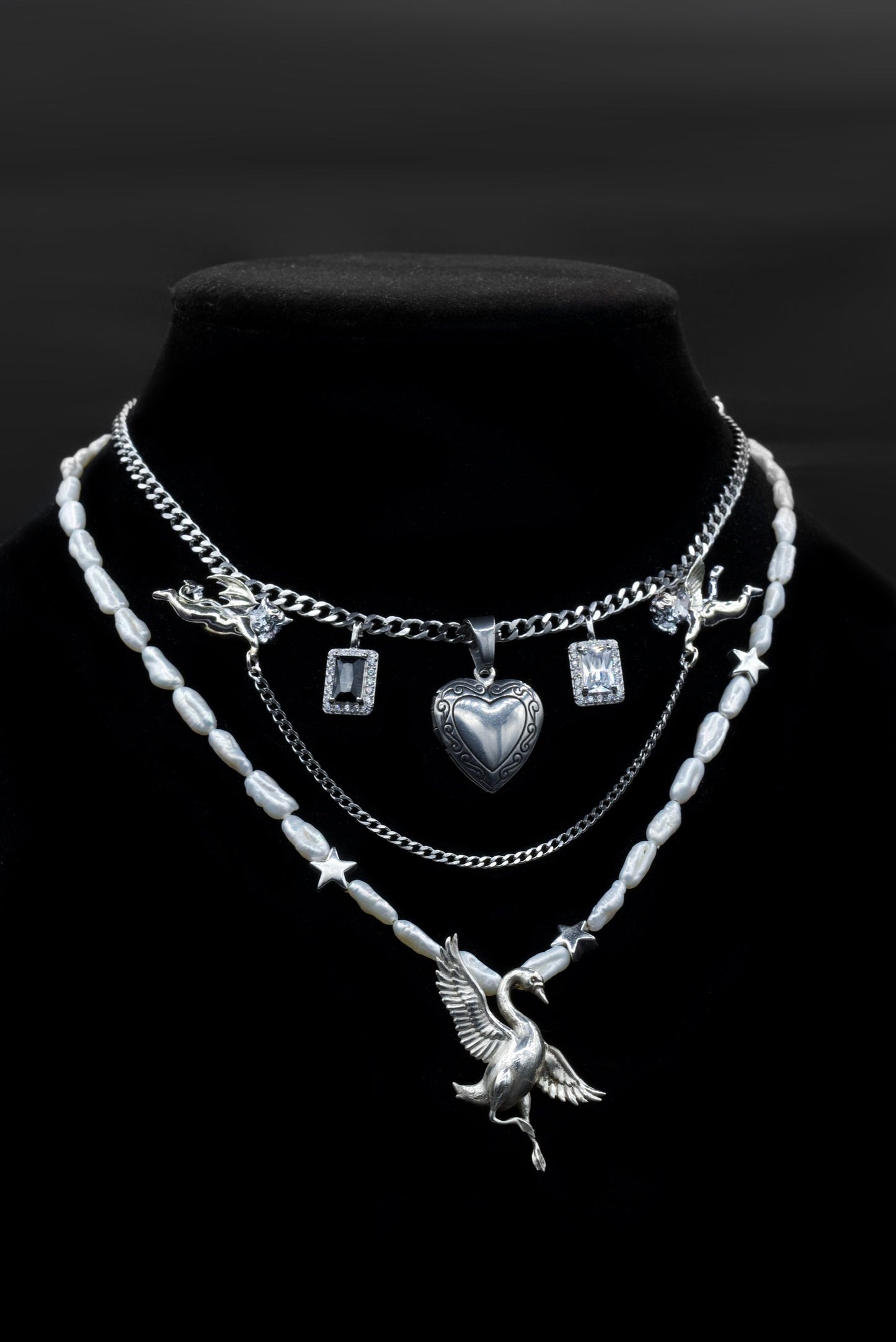 The Leda Necklace